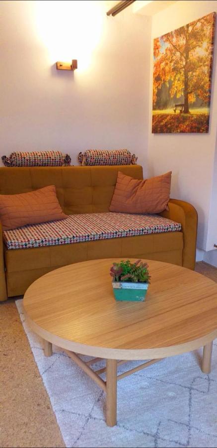 Alter Werkstatt Apartment Junkerath Екстериор снимка